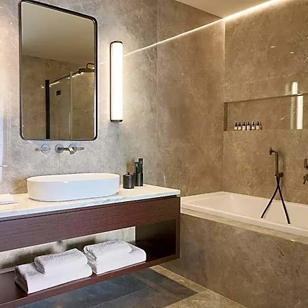 On Hotel Thessaloniki